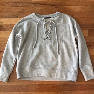 Gray tie up sweatshirt